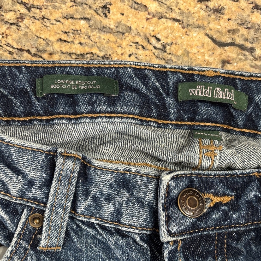 wild fable Low Rise Bootcut Jeans Y2K Acid Wash Stretch Denim - Picture 2 of 8